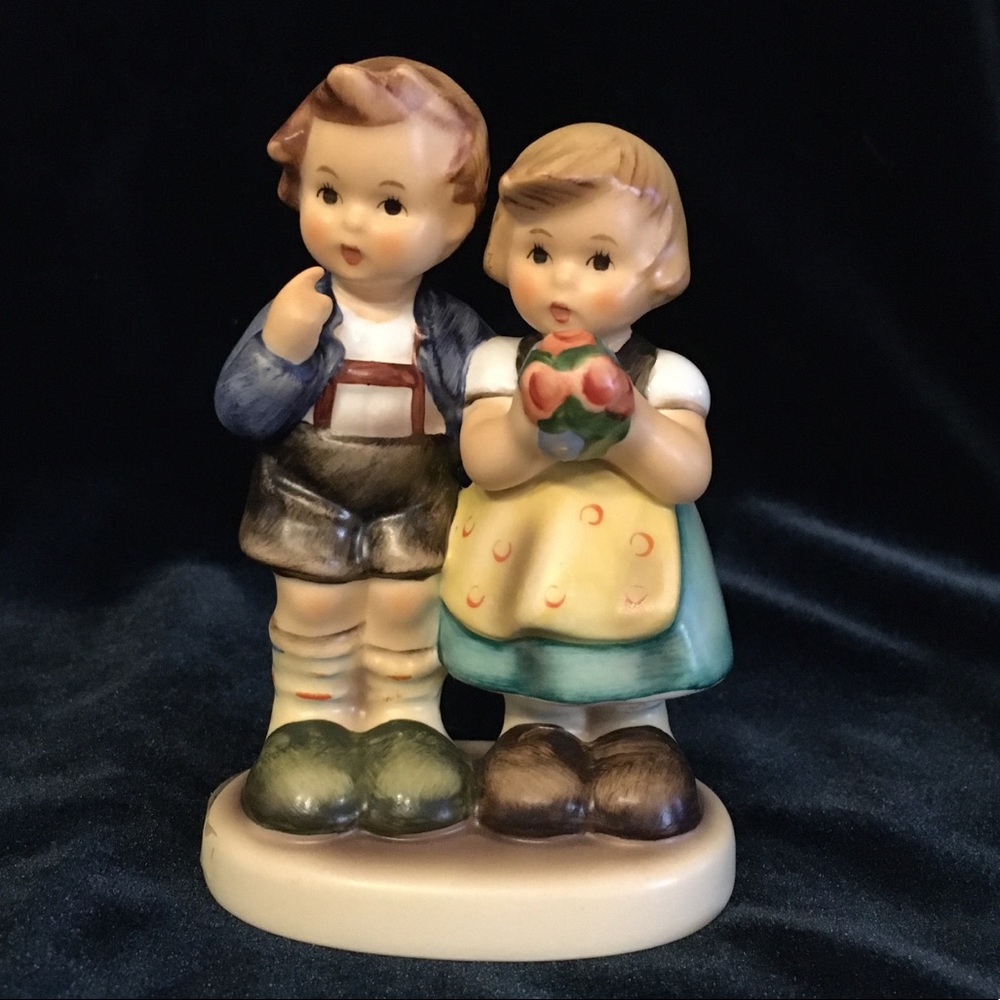 Hummel Figurine “We Congratulate”
